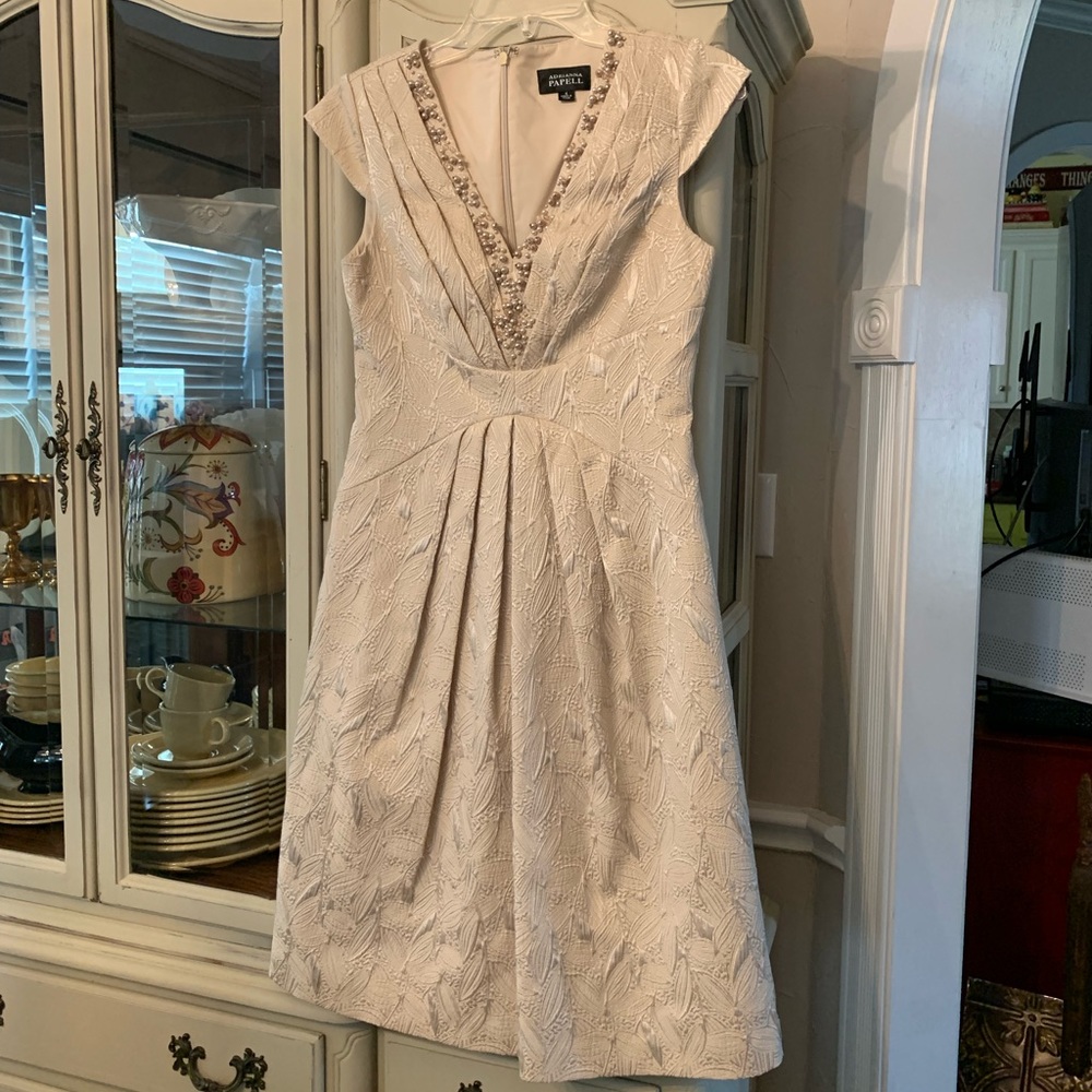 Adrianna Papell women’s Pearl Embellished Brocade Cocktail Dress 4 Stunning